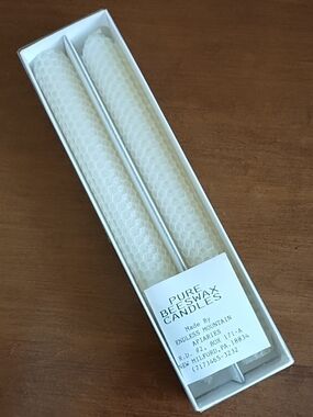 Vintage Endless Mountain Apiaries Pure Beeswax Taper Candles Set of Two 8.5"